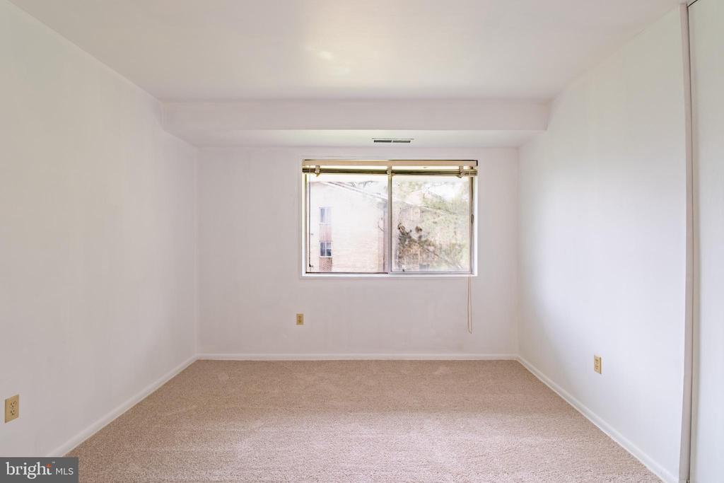 5416 85th Ave #201