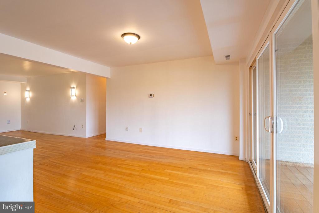 5416 85th Ave #201