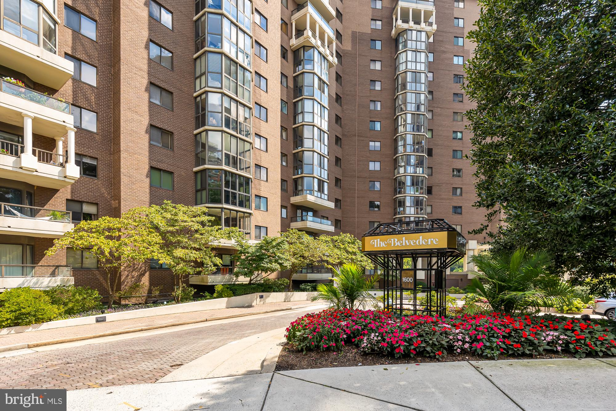 1600 N Oak St #1824