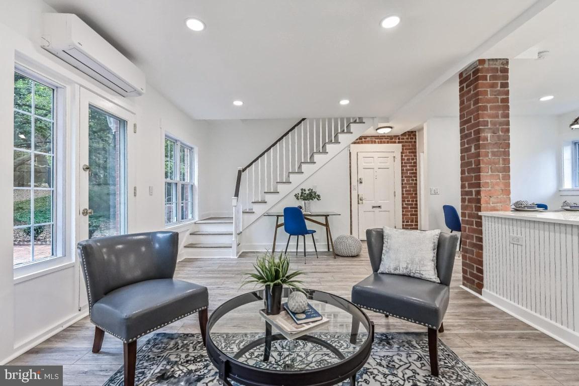 3772 Gunston Rd