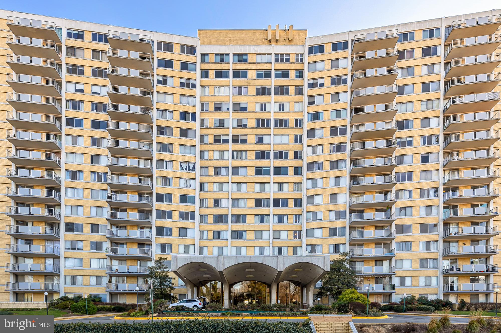 301 N Beauregard St #1415