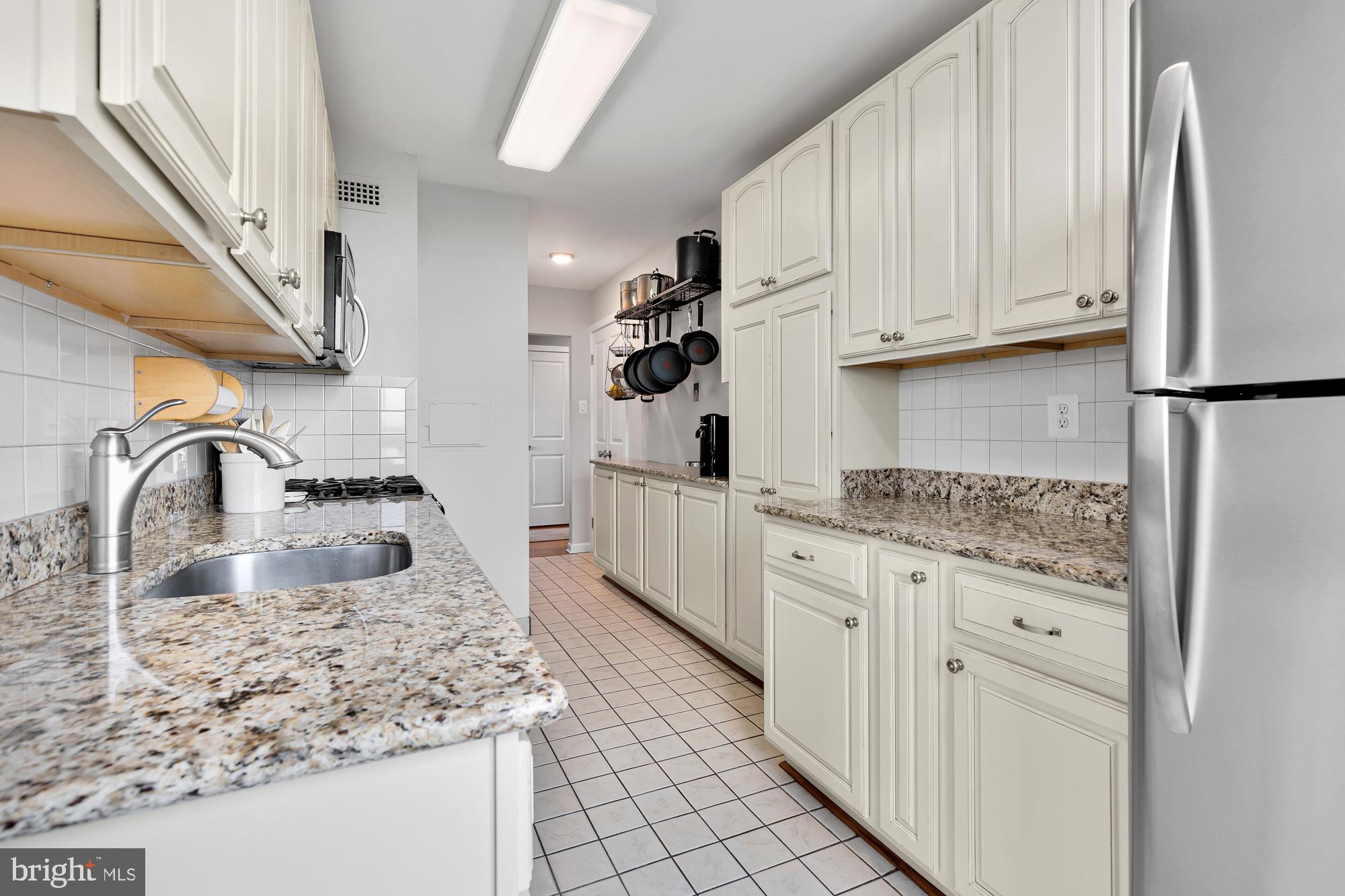 301 N Beauregard St #1415