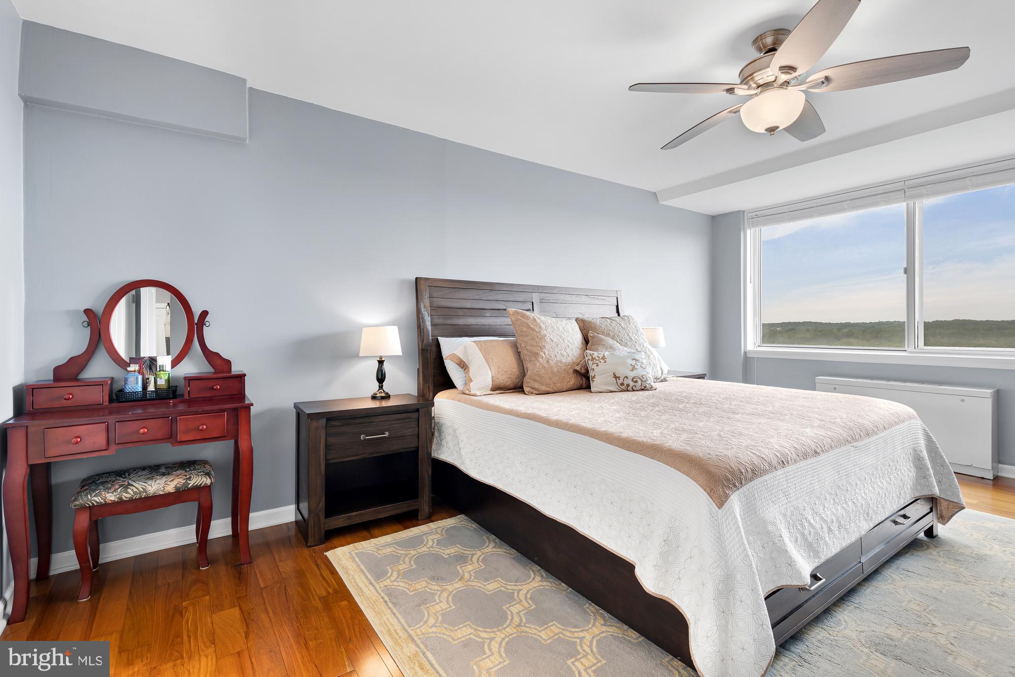 301 N Beauregard St #1415