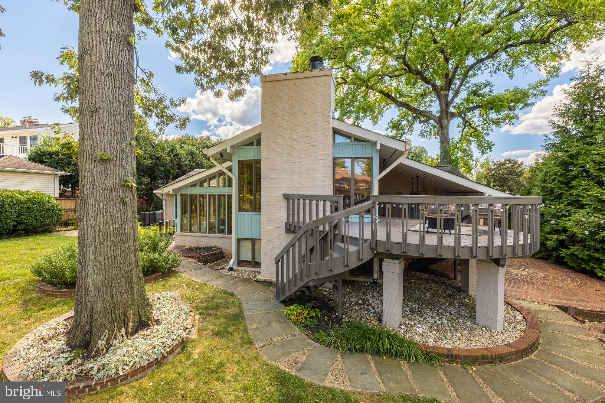 7105 MARLAN DRIVE