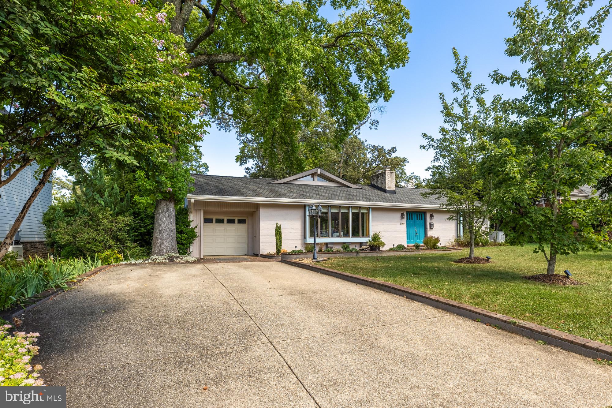 7105 MARLAN DRIVE