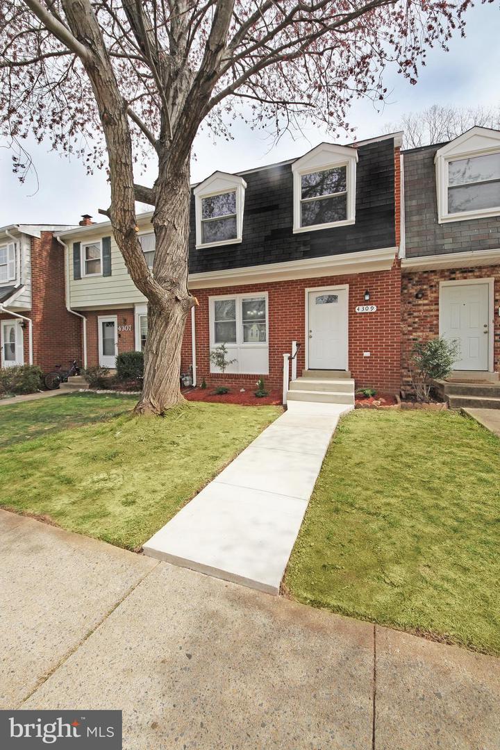4309 Elliot Ct