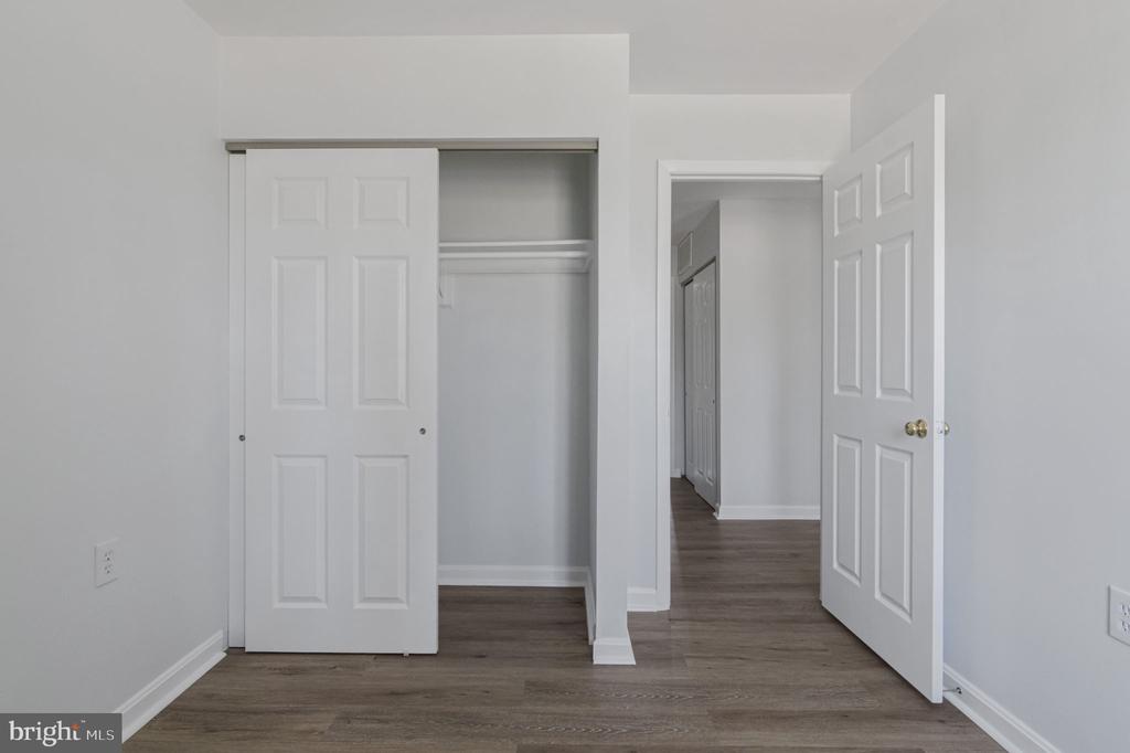 14055 Fallbrook Ln