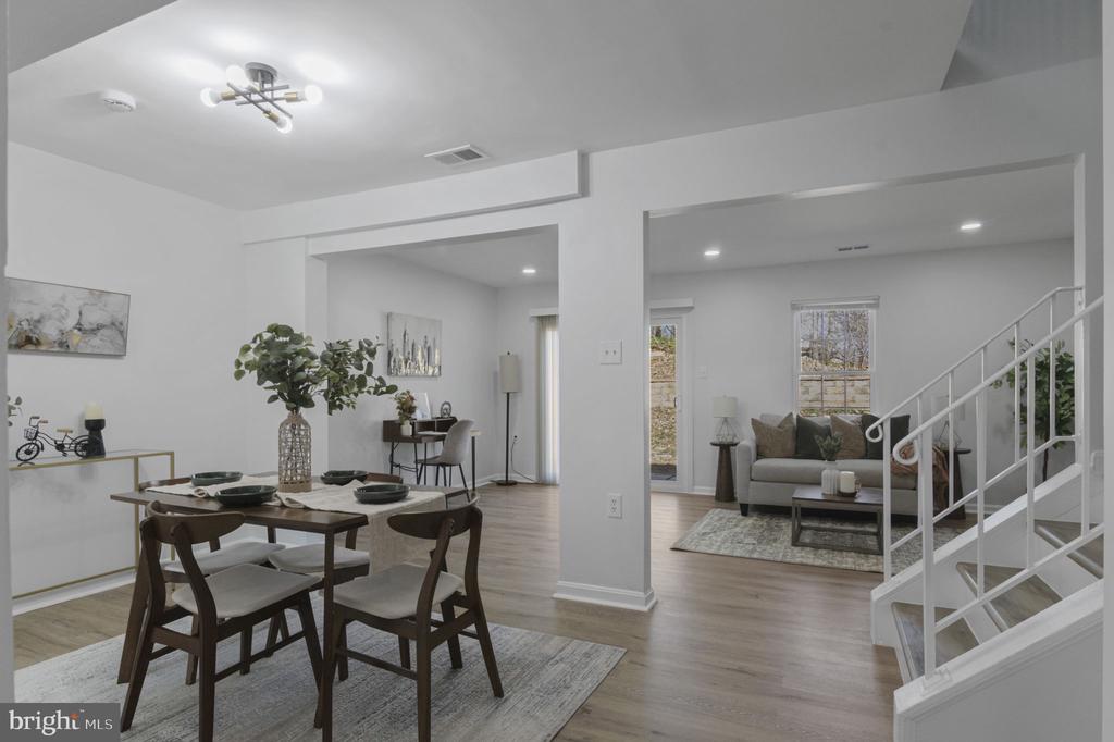 14055 Fallbrook Ln
