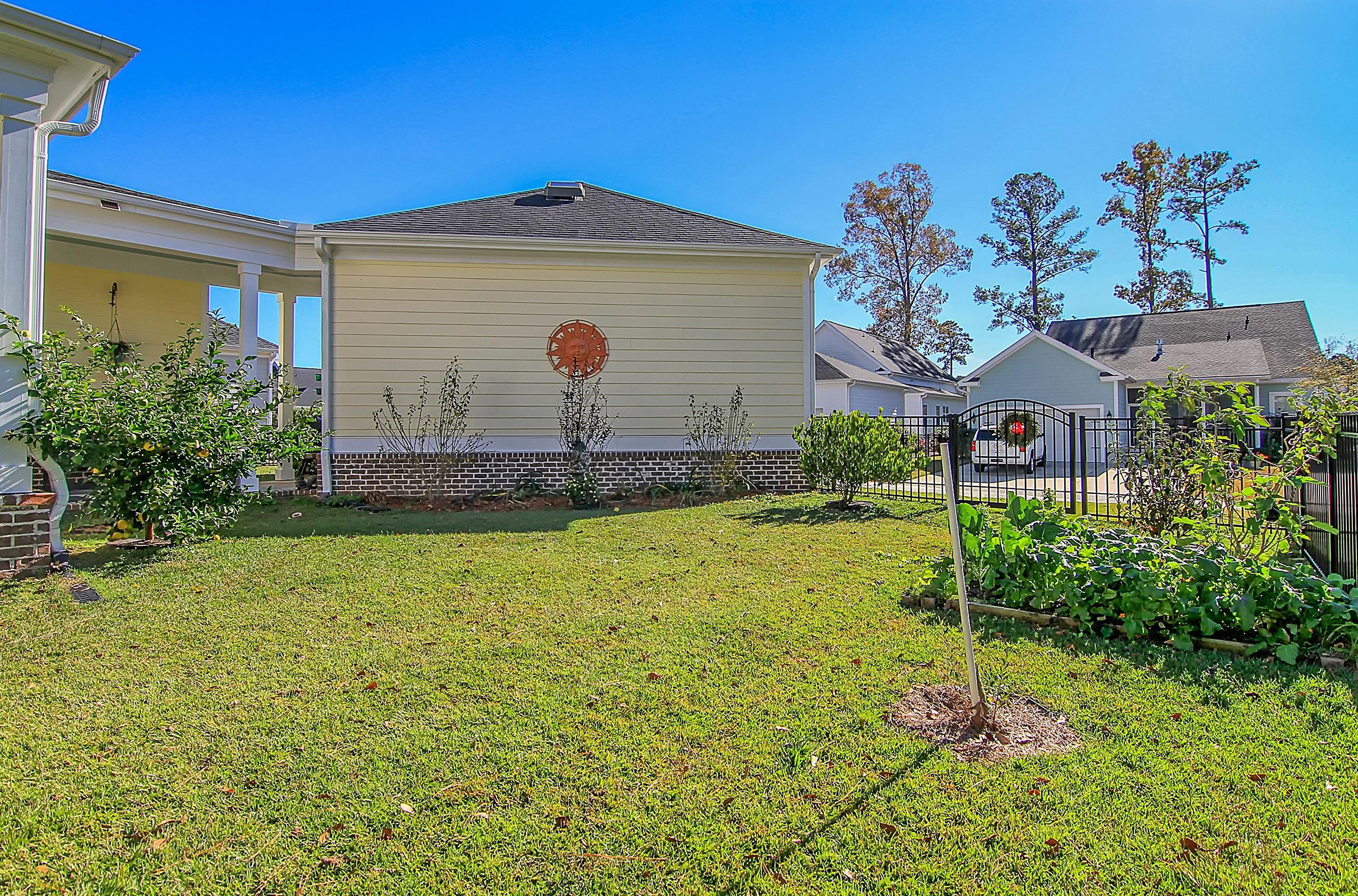 4000 Berberis Lane