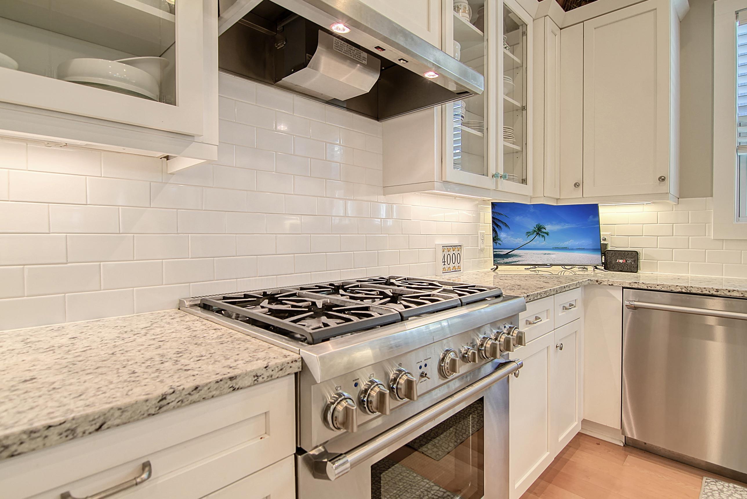 4000 Berberis Lane