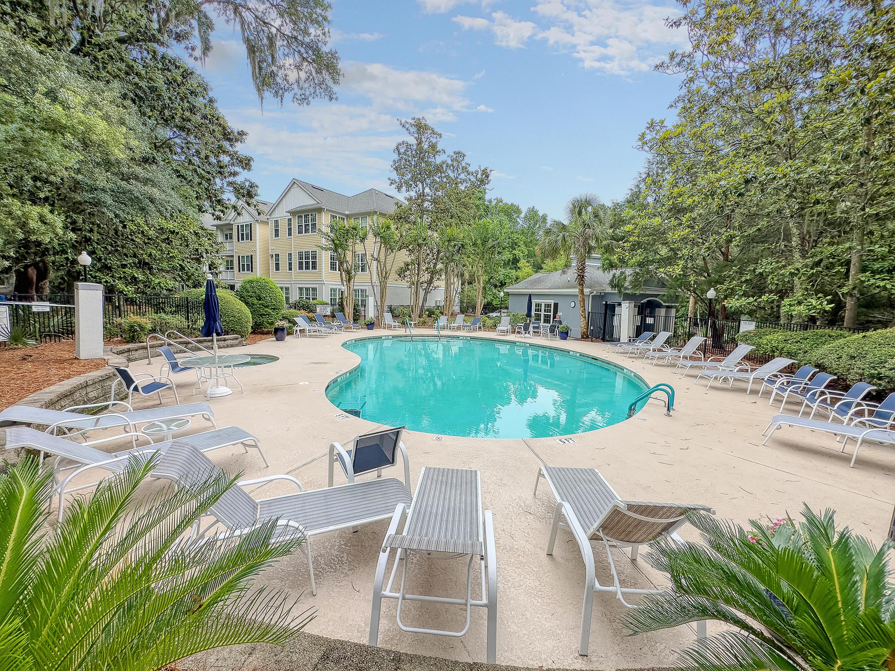 60 Fenwick Hall Allee # 524