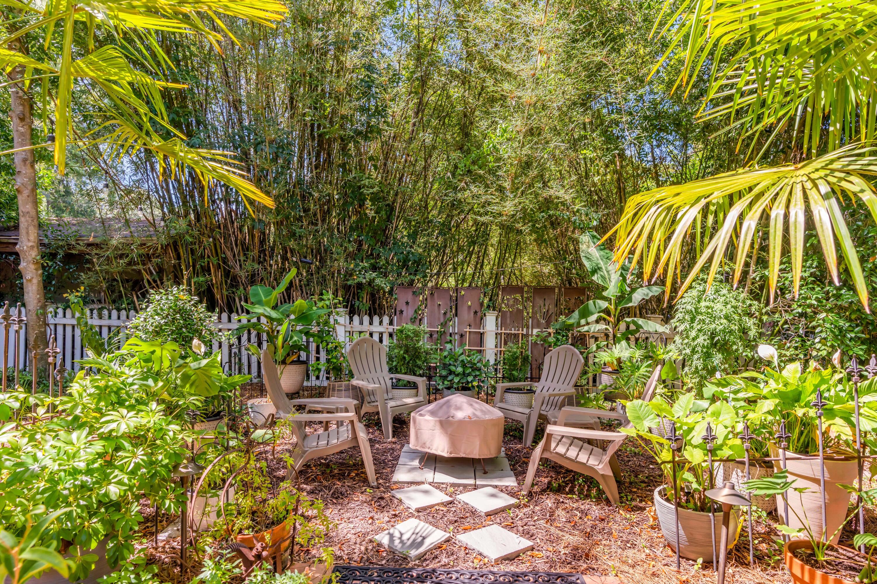 2142 Wappoo Drive