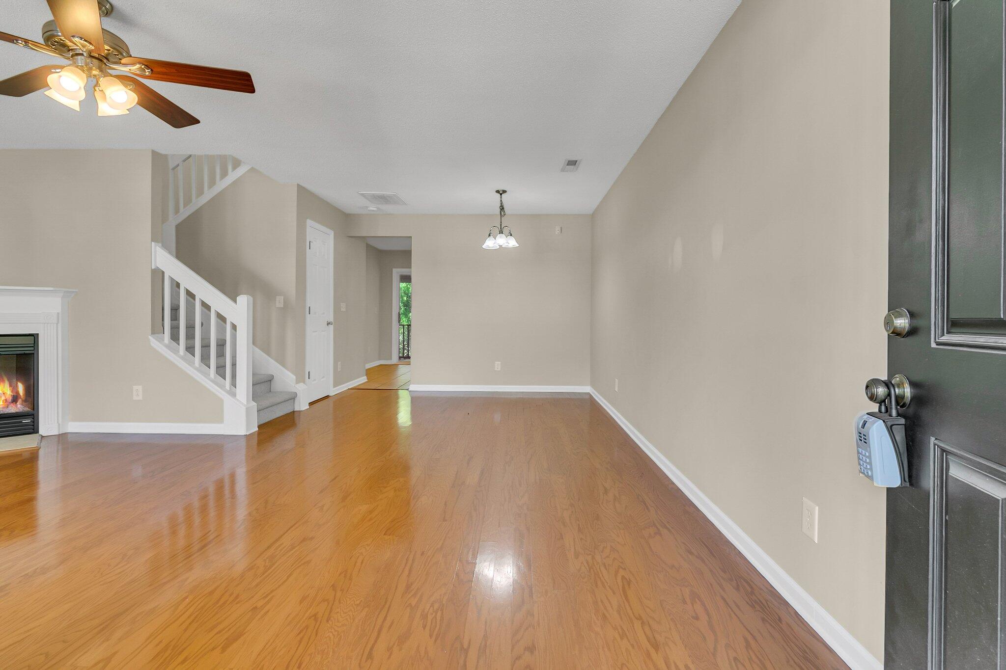 468 Doane Way