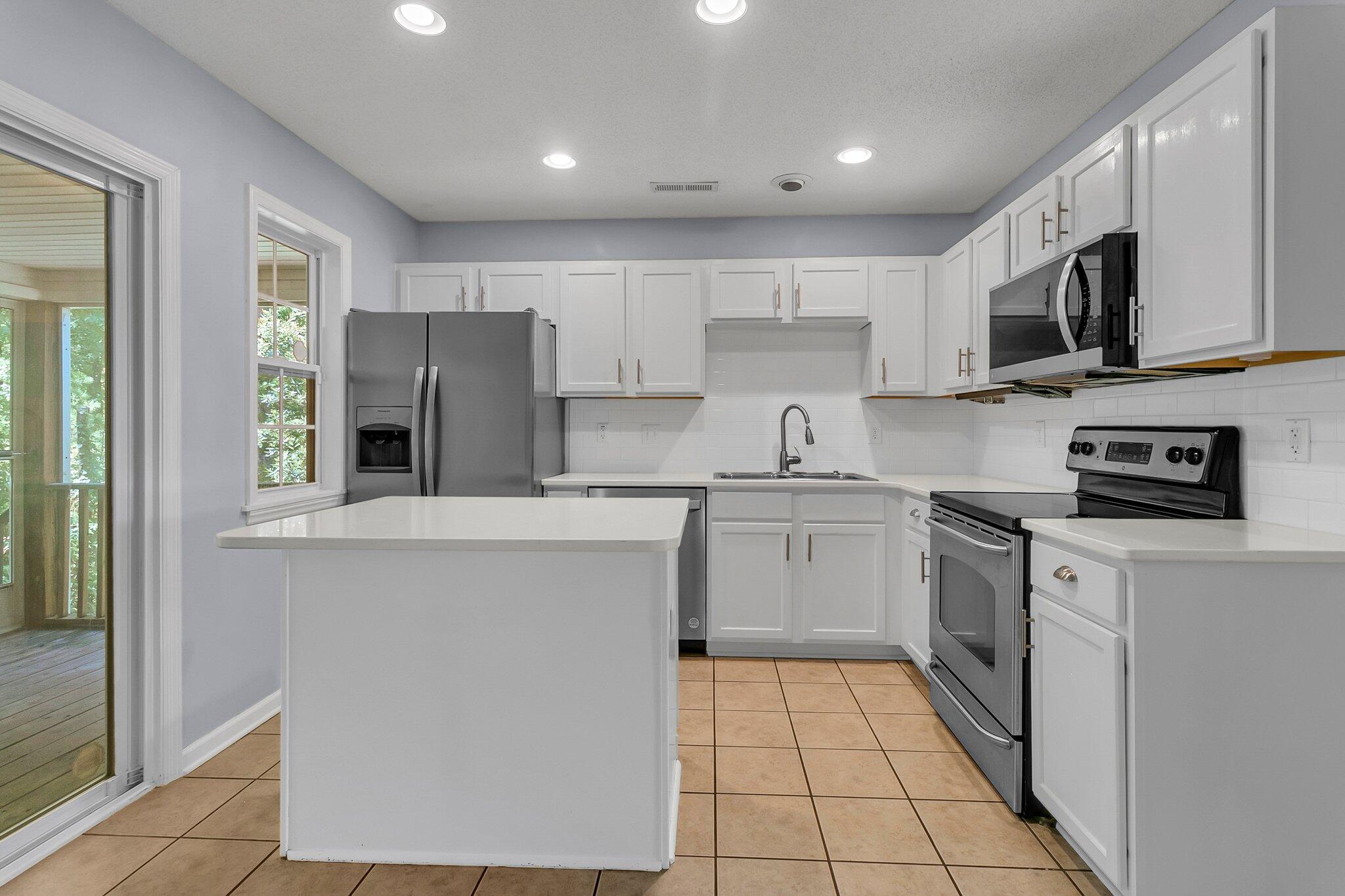468 Doane Way