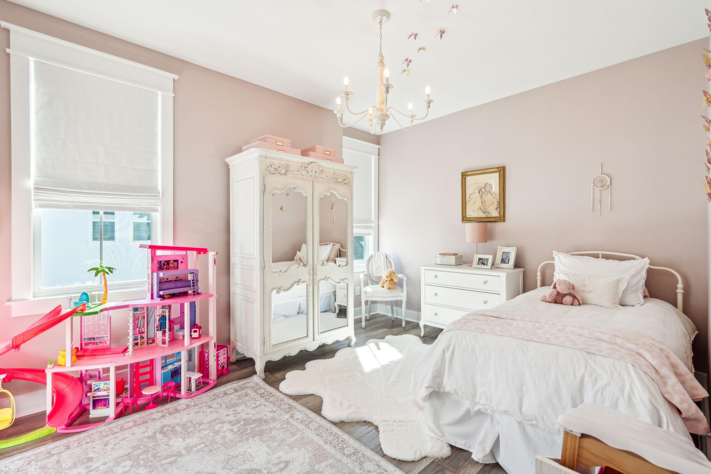 3559 Clambank Drive