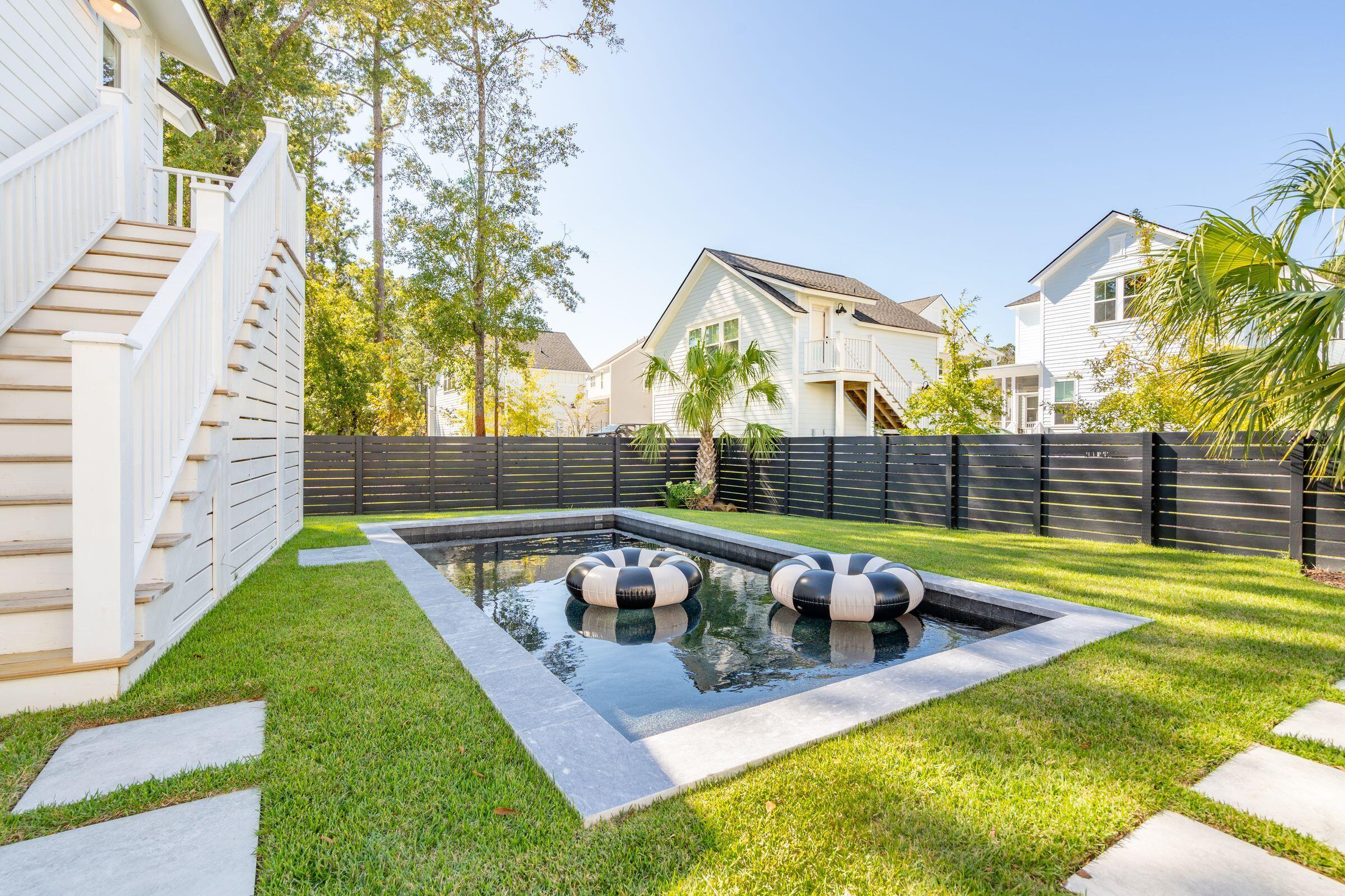 3559 Clambank Drive