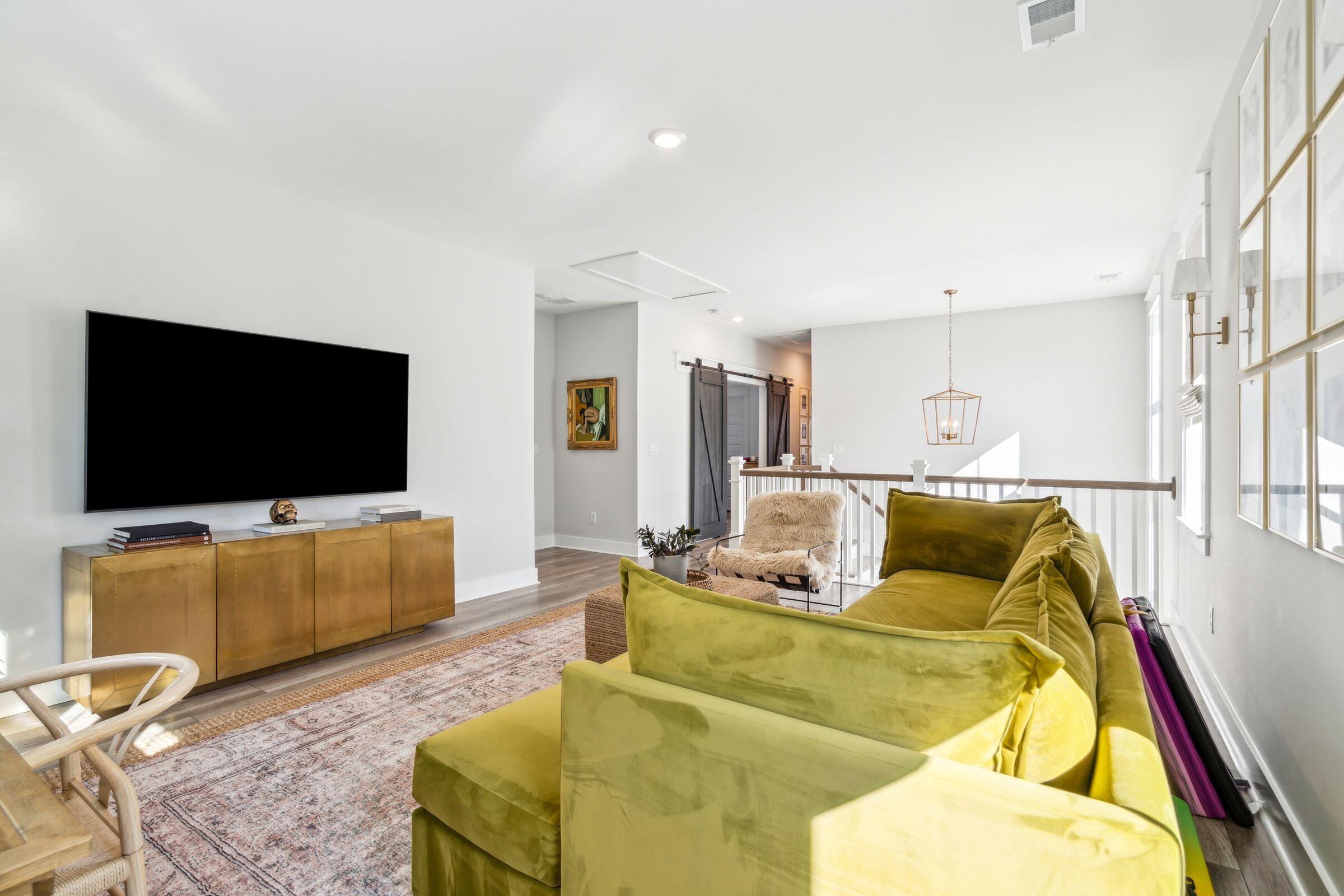 3559 Clambank Drive