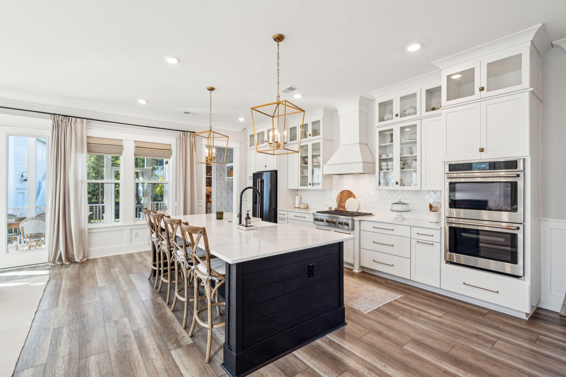 3559 Clambank Drive
