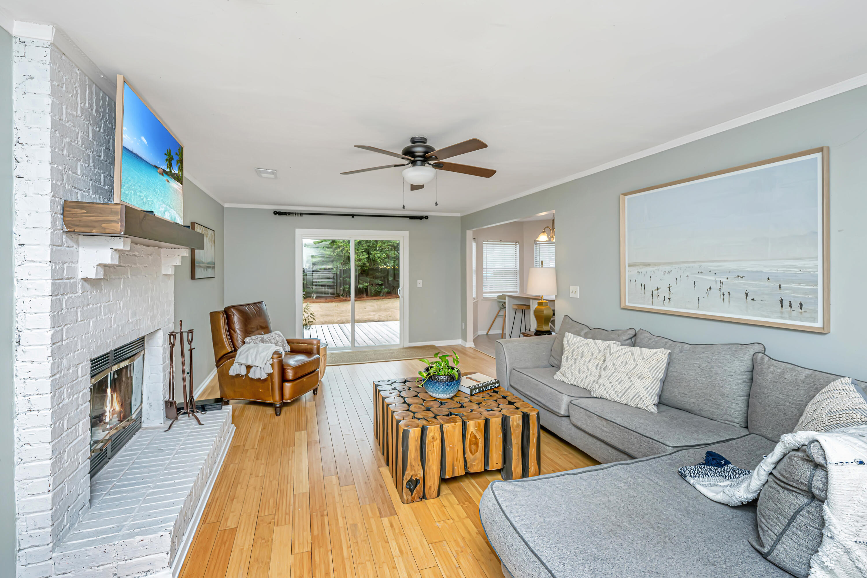 1423 Oaklanding Road