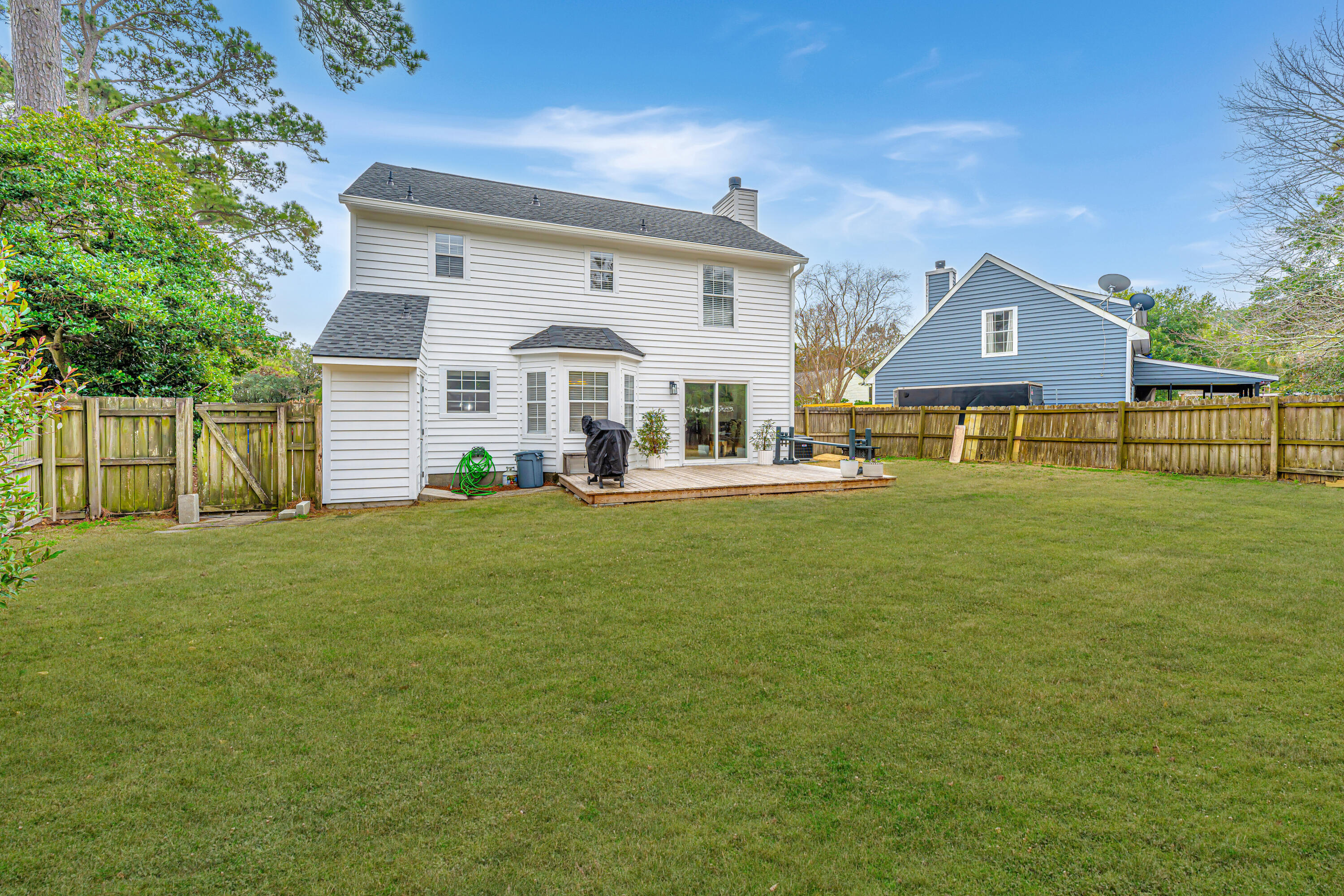 1423 Oaklanding Road