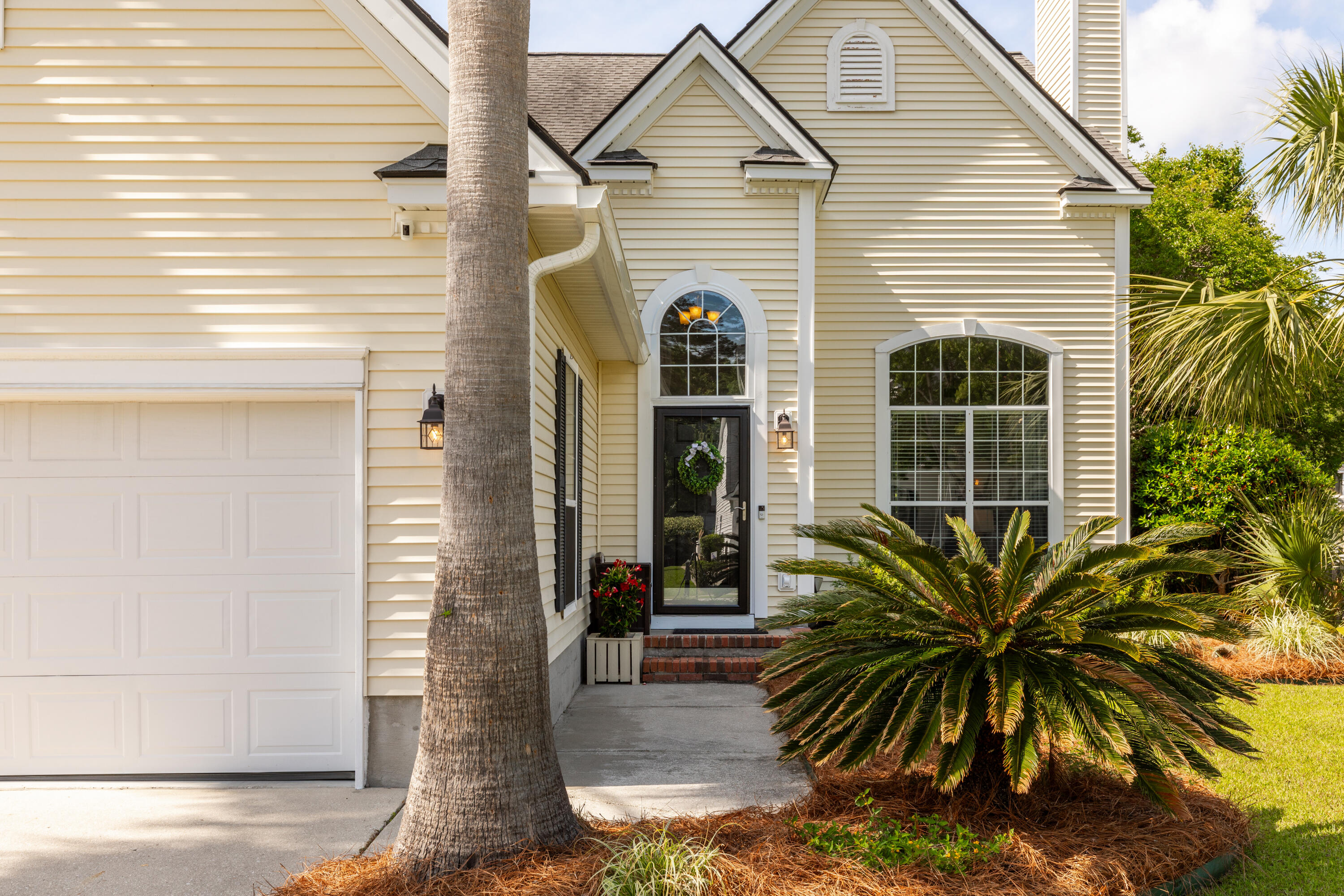 2632 Planters Pointe Boulevard