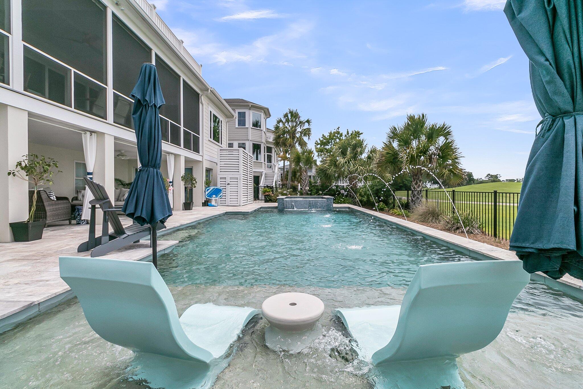 1636 Rivertowne Country Club Drive