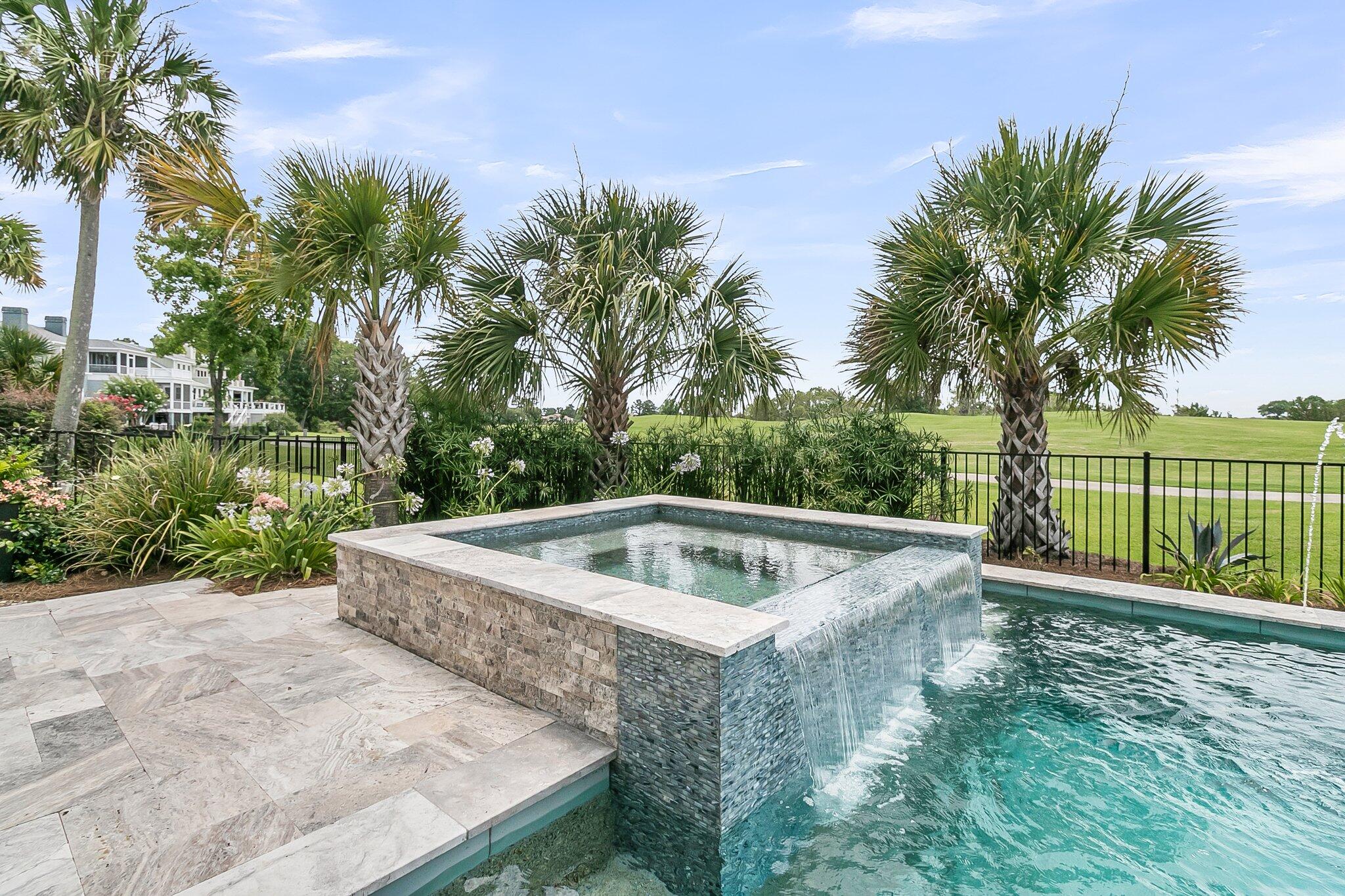 1636 Rivertowne Country Club Drive