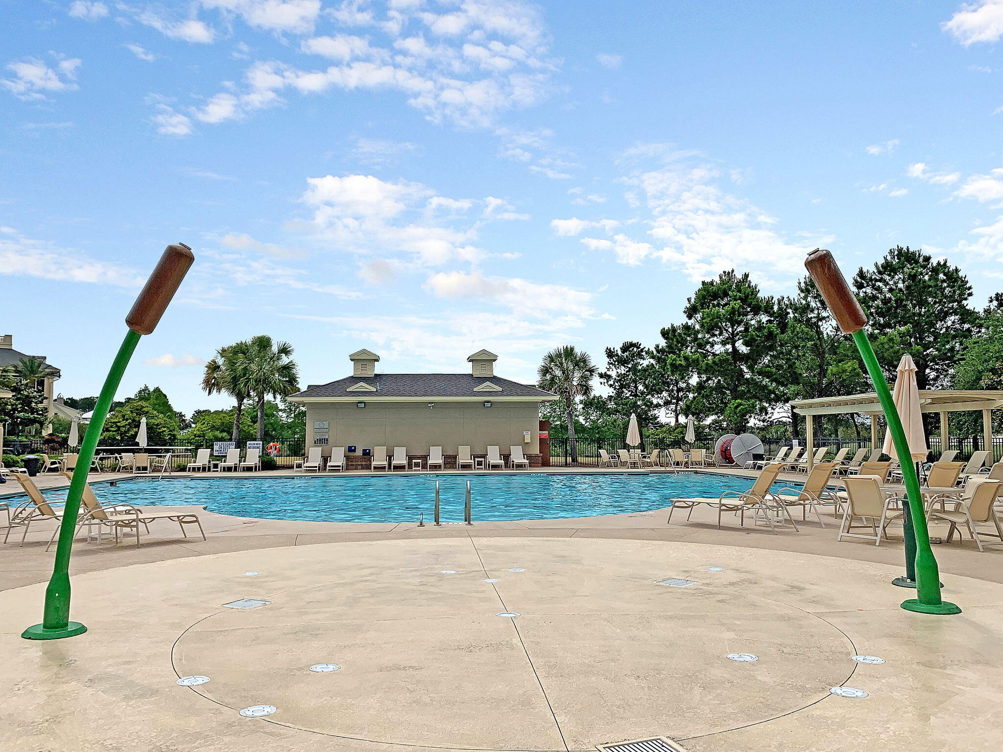 1636 Rivertowne Country Club Drive