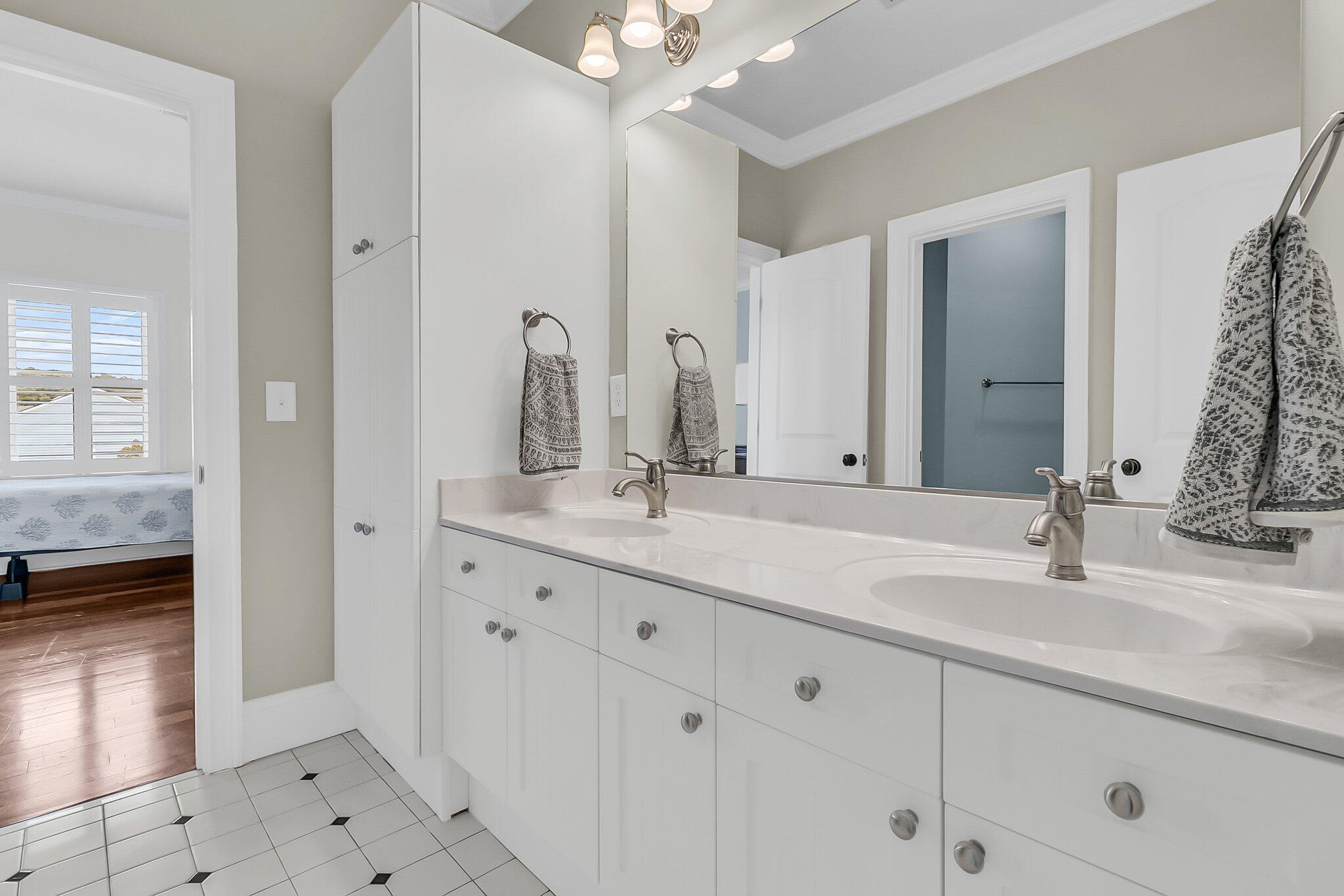 1636 Rivertowne Country Club Drive