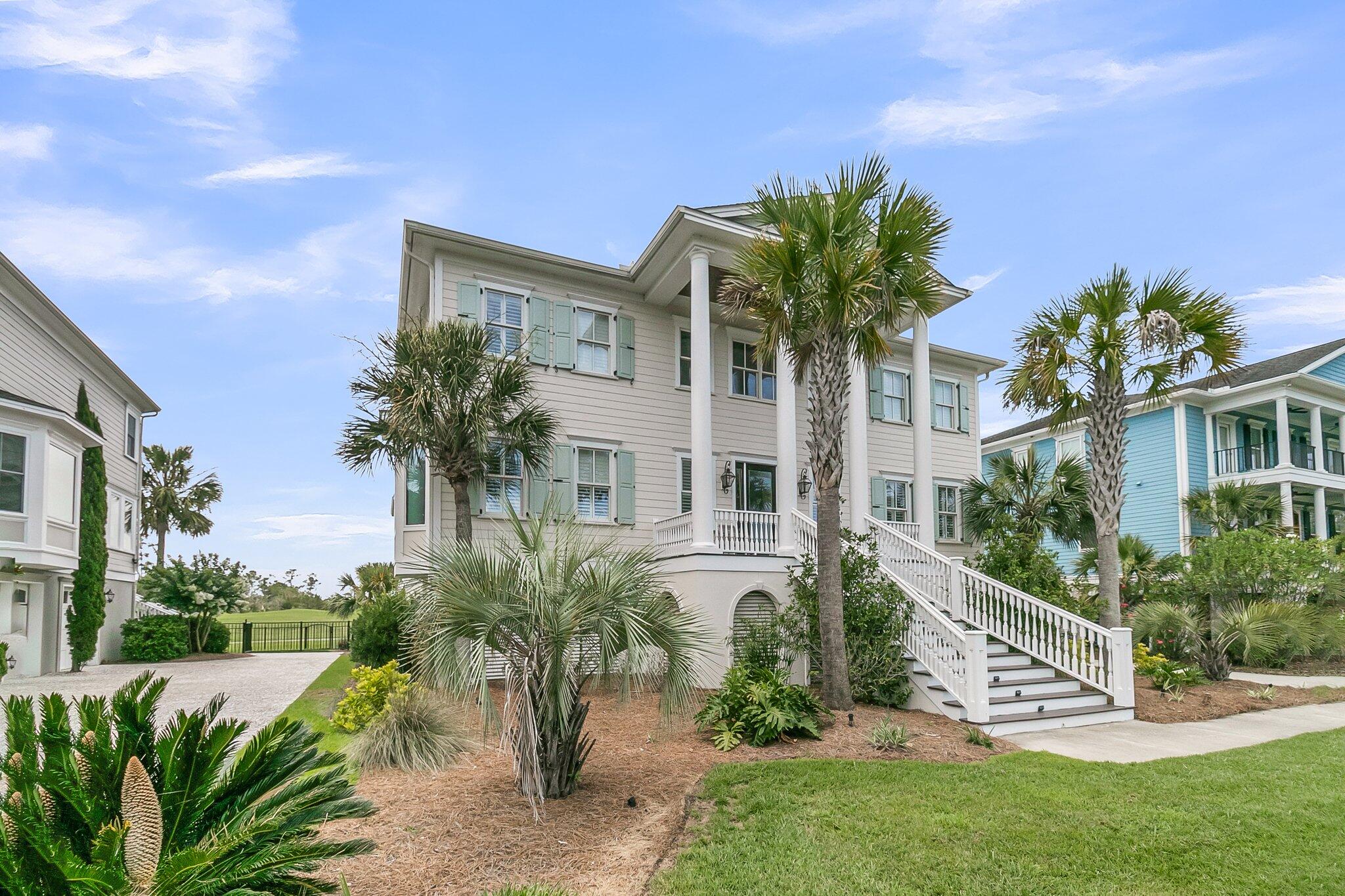 1636 Rivertowne Country Club Drive