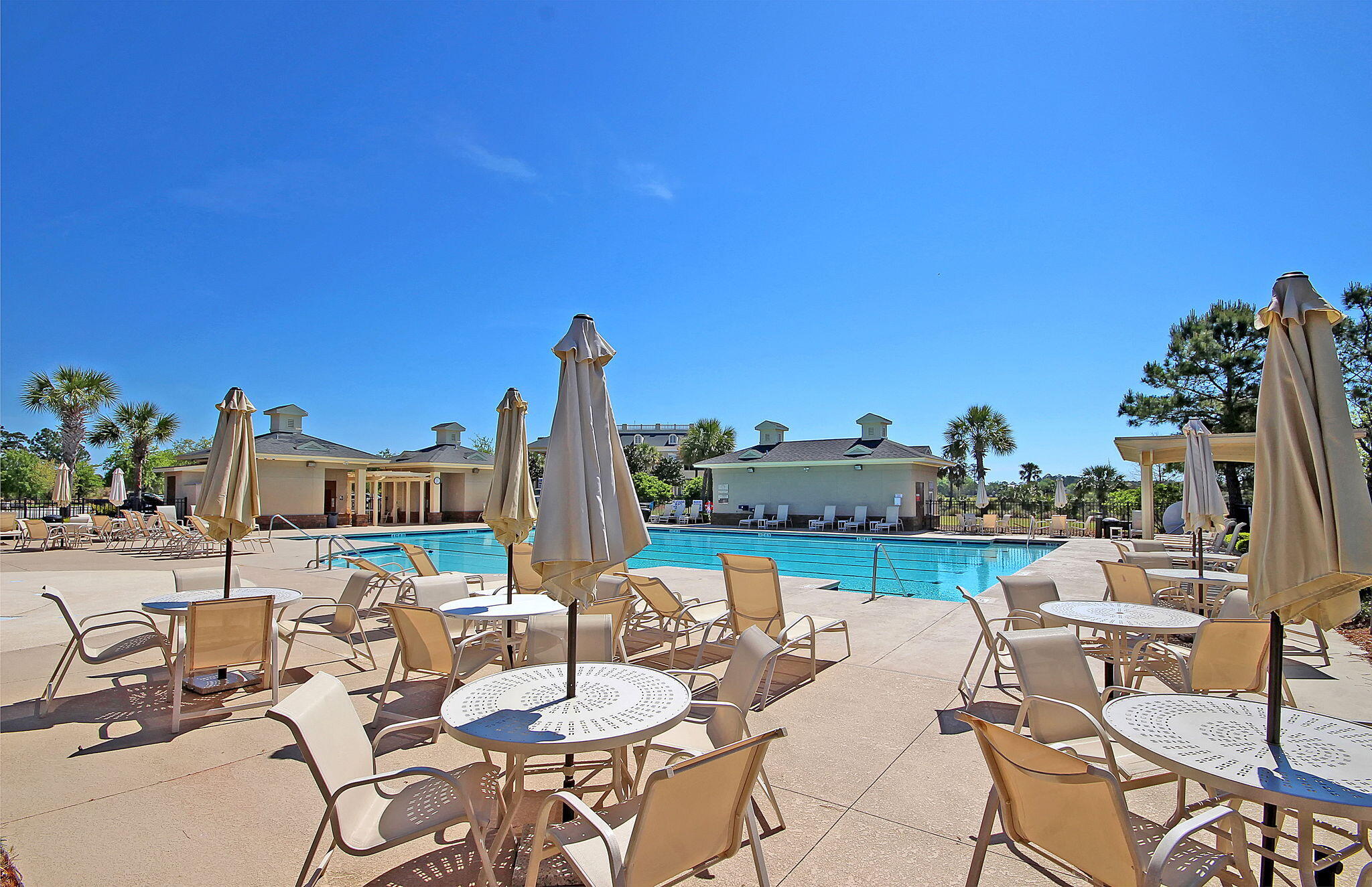 1636 Rivertowne Country Club Drive