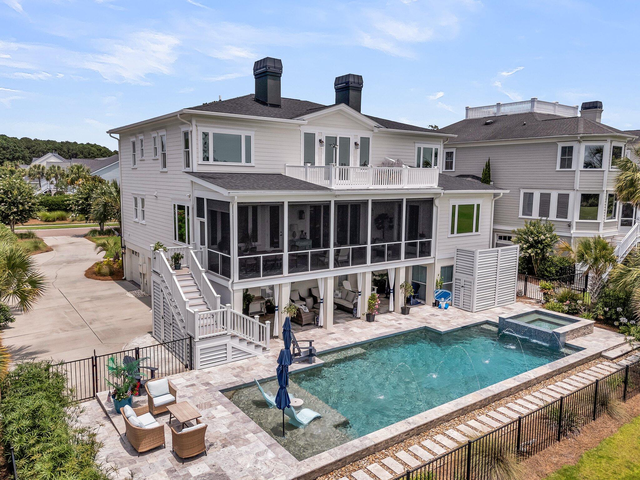 1636 Rivertowne Country Club Drive