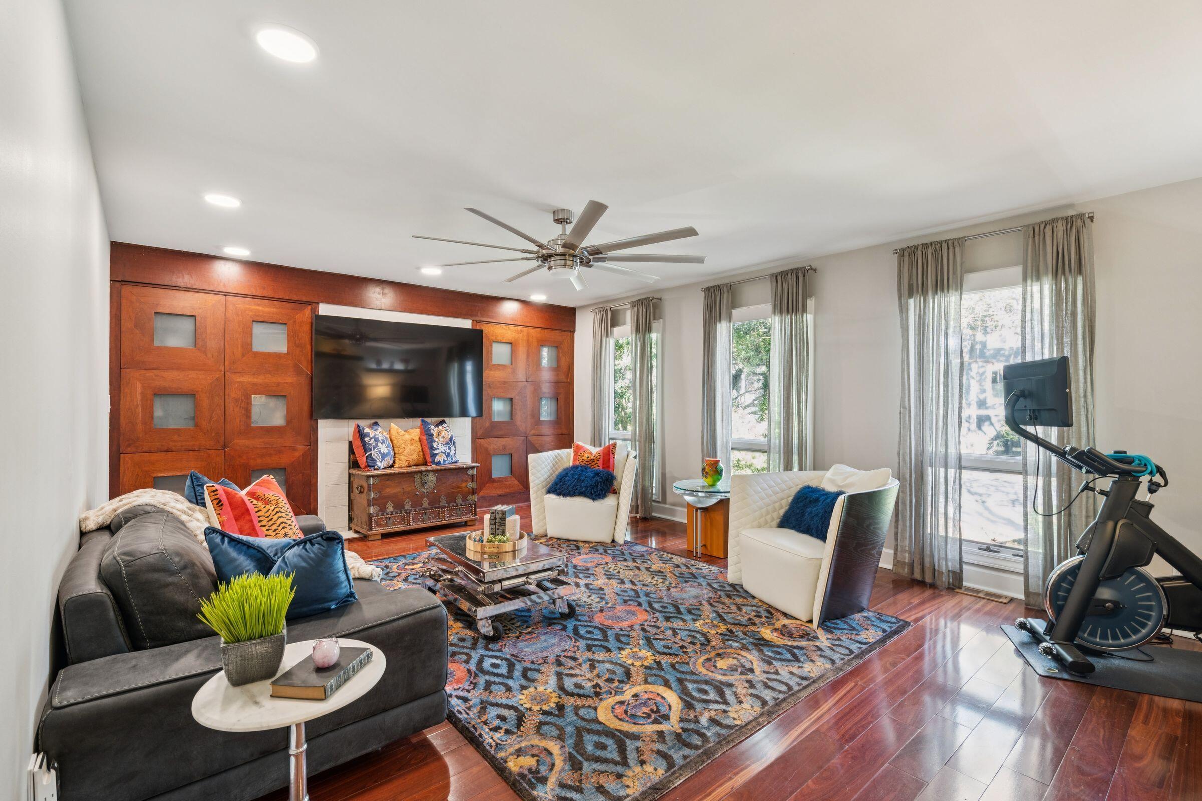 9 Fairway Village Lane