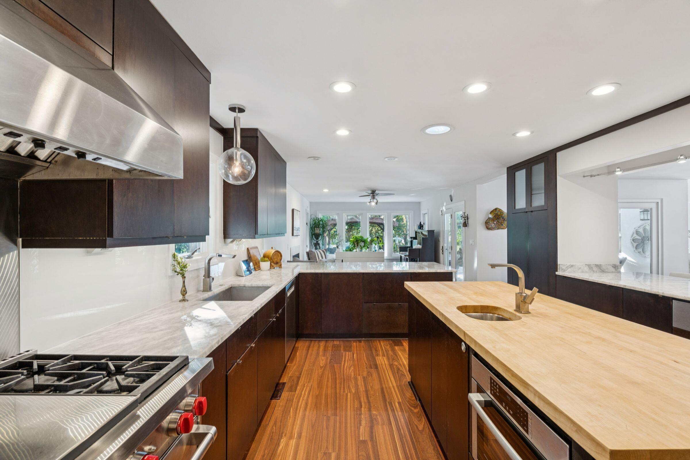 9 Fairway Village Lane