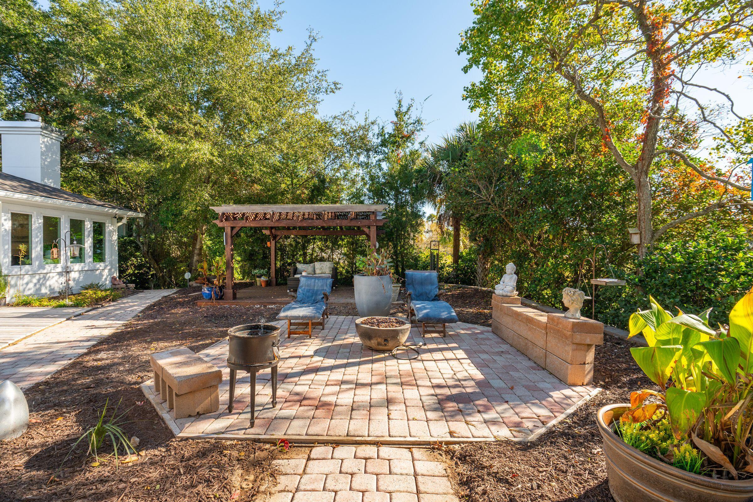 9 Fairway Village Lane