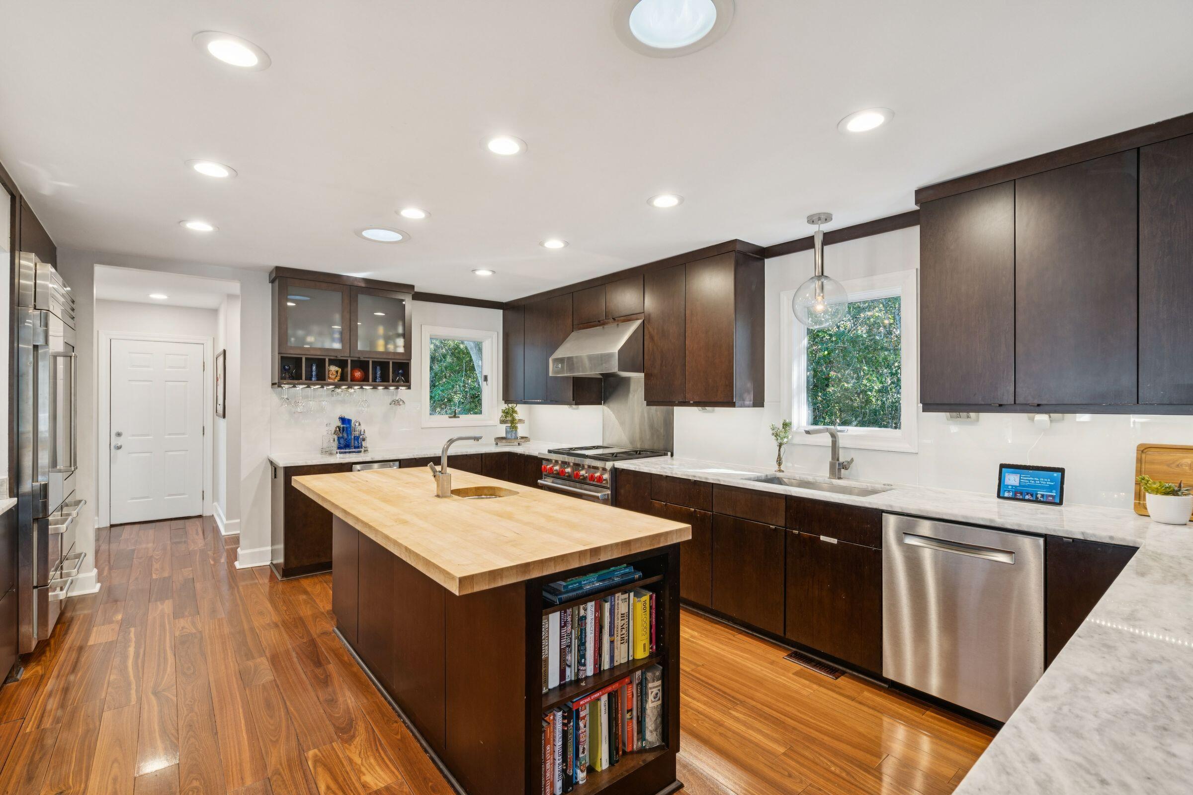 9 Fairway Village Lane