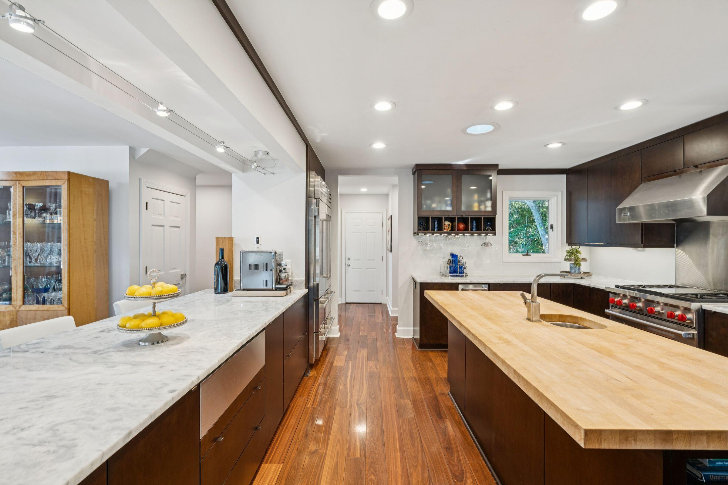 9 Fairway Village Lane