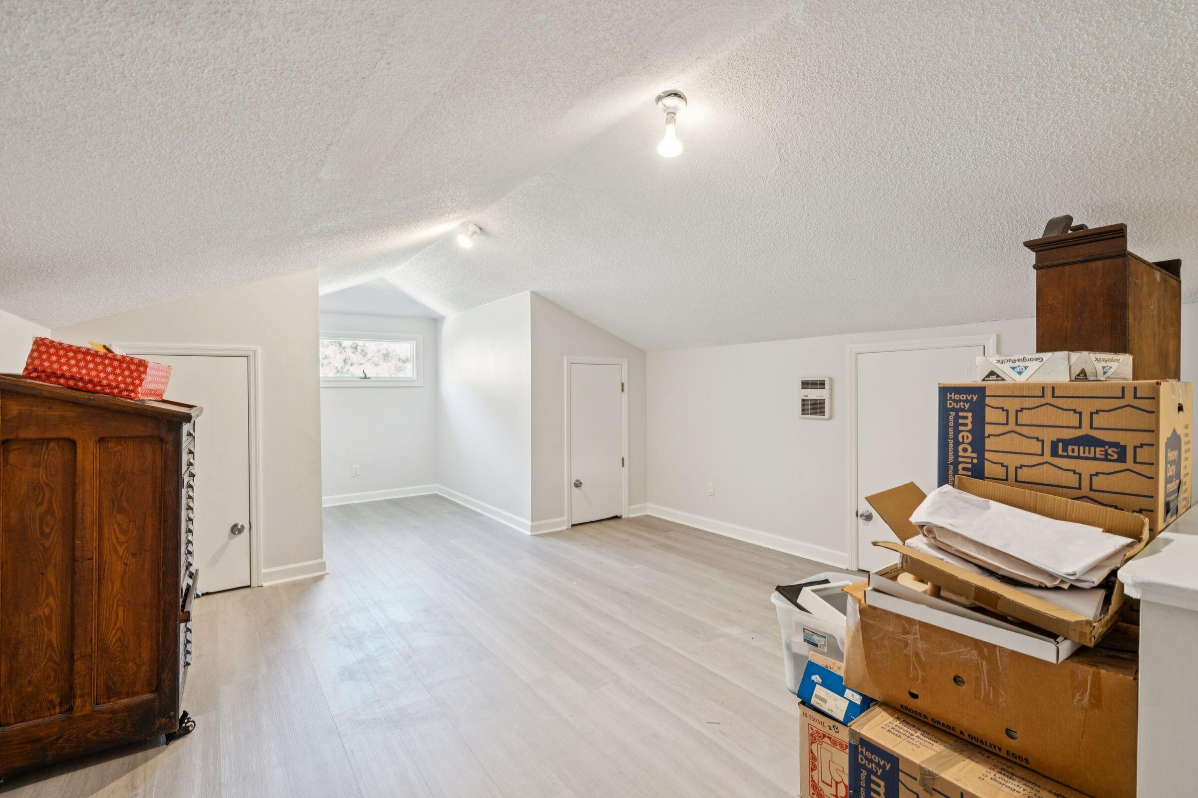 9 Fairway Village Lane