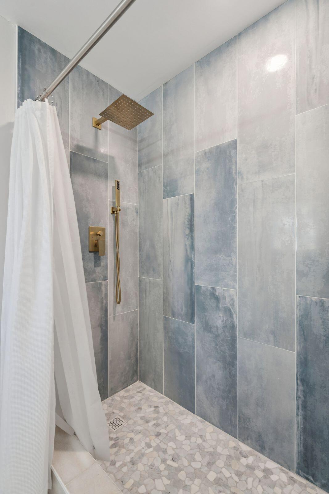 9 Fairway Village Lane