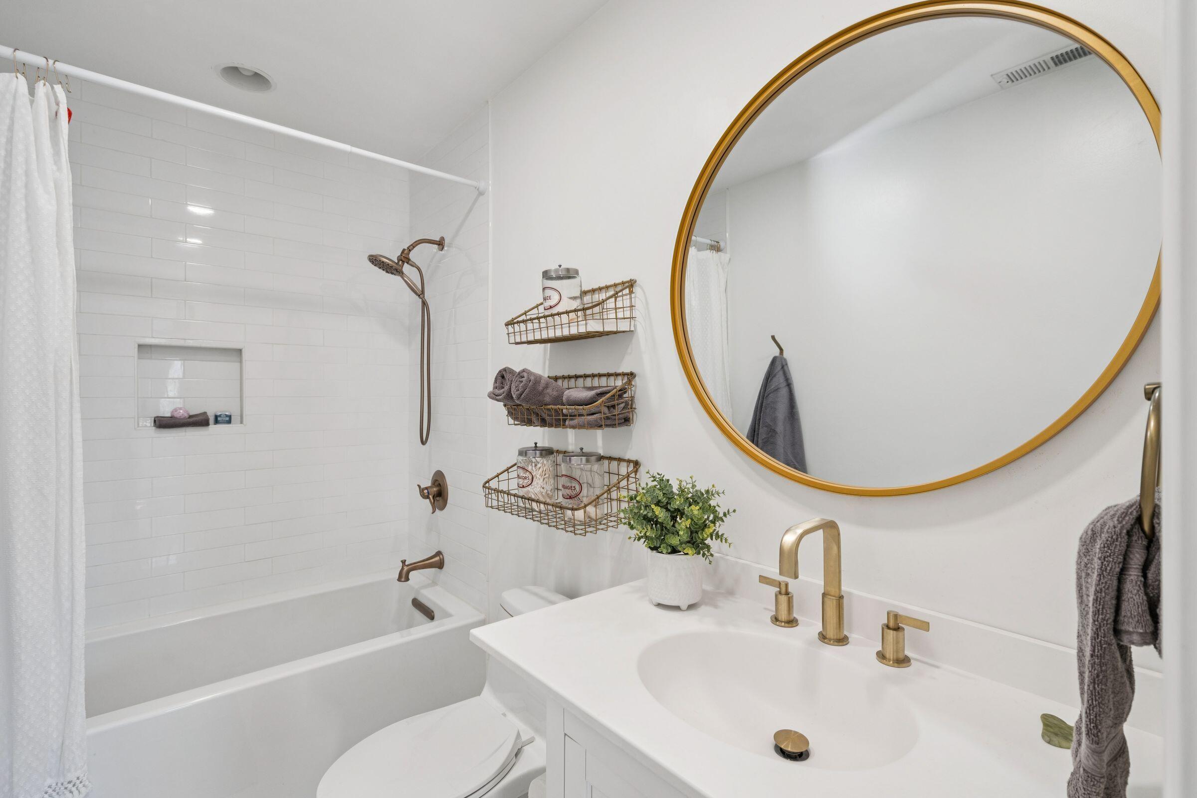 9 Fairway Village Lane