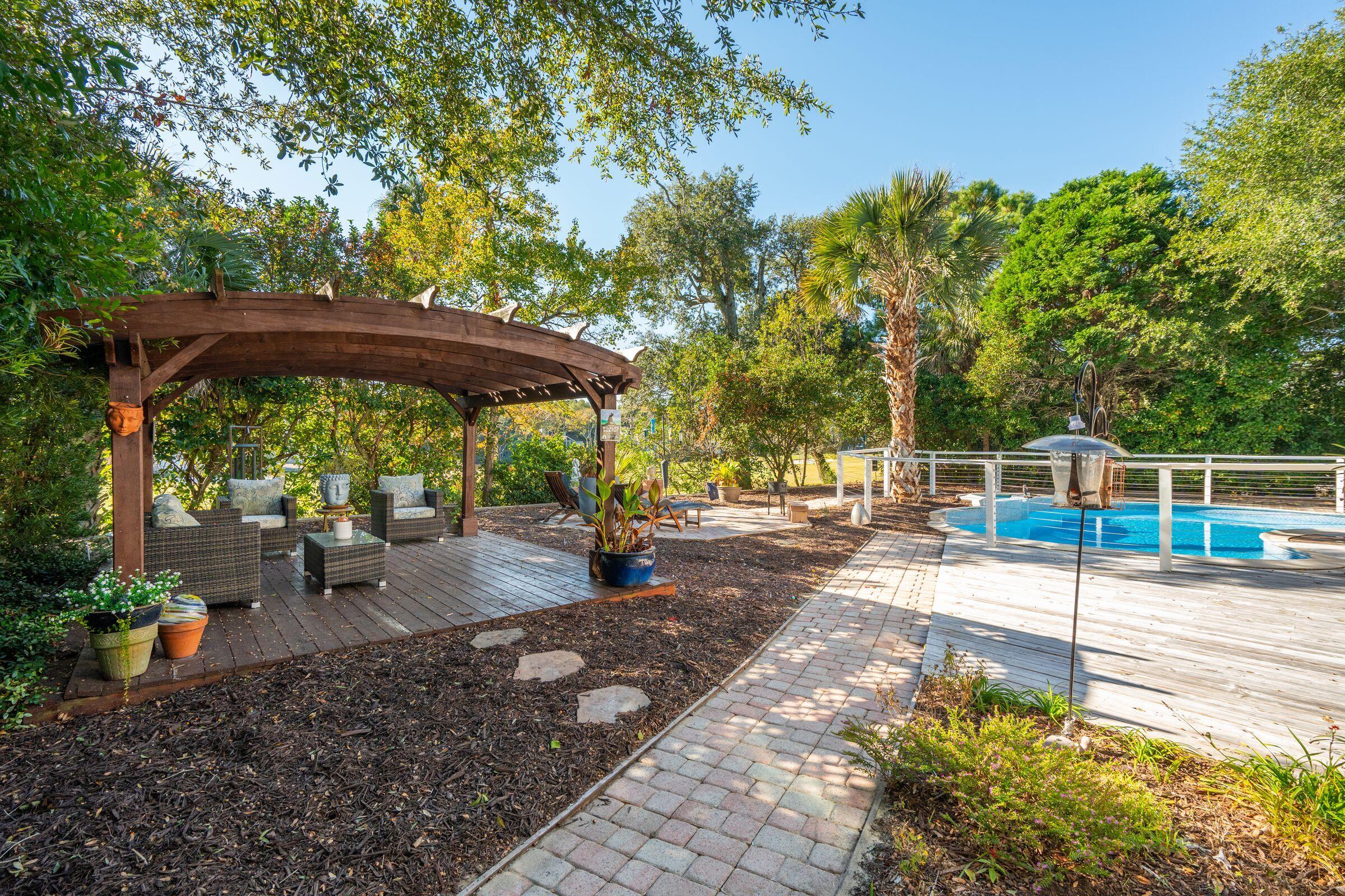 9 Fairway Village Lane