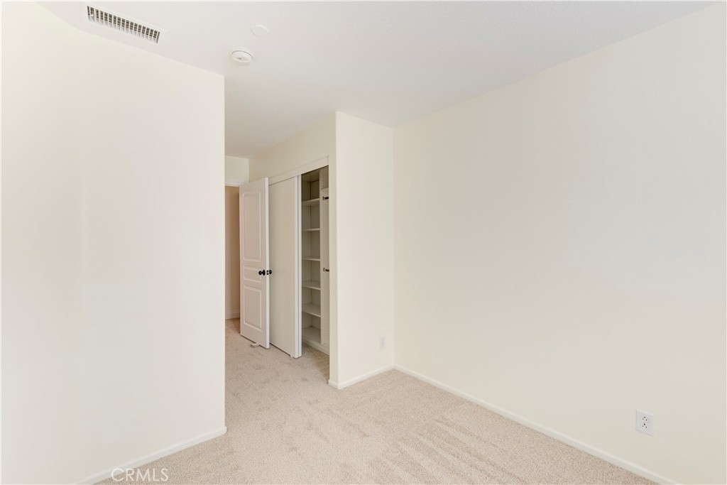 87 Three Vines Court