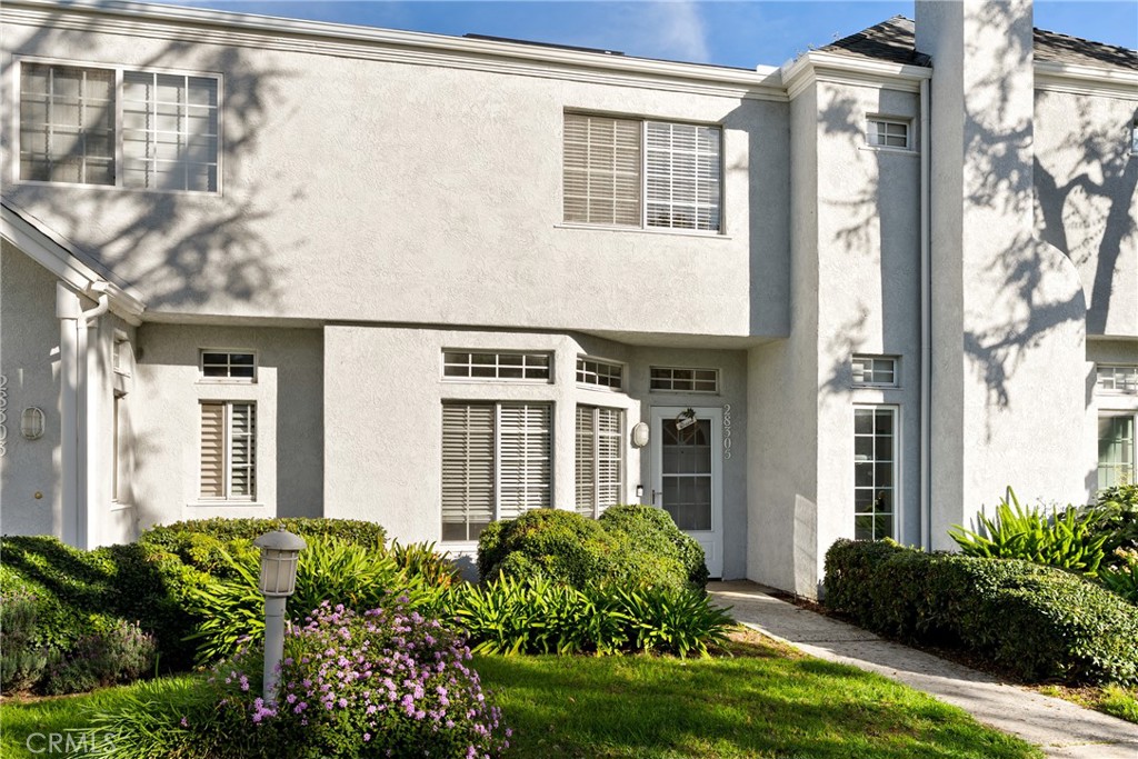 28305 Paseo El Siena 10