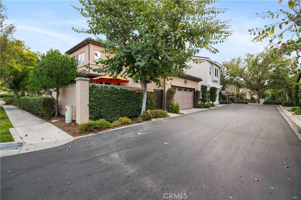 1 Bower Lane
