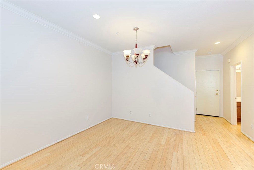 7 Chilmark Street