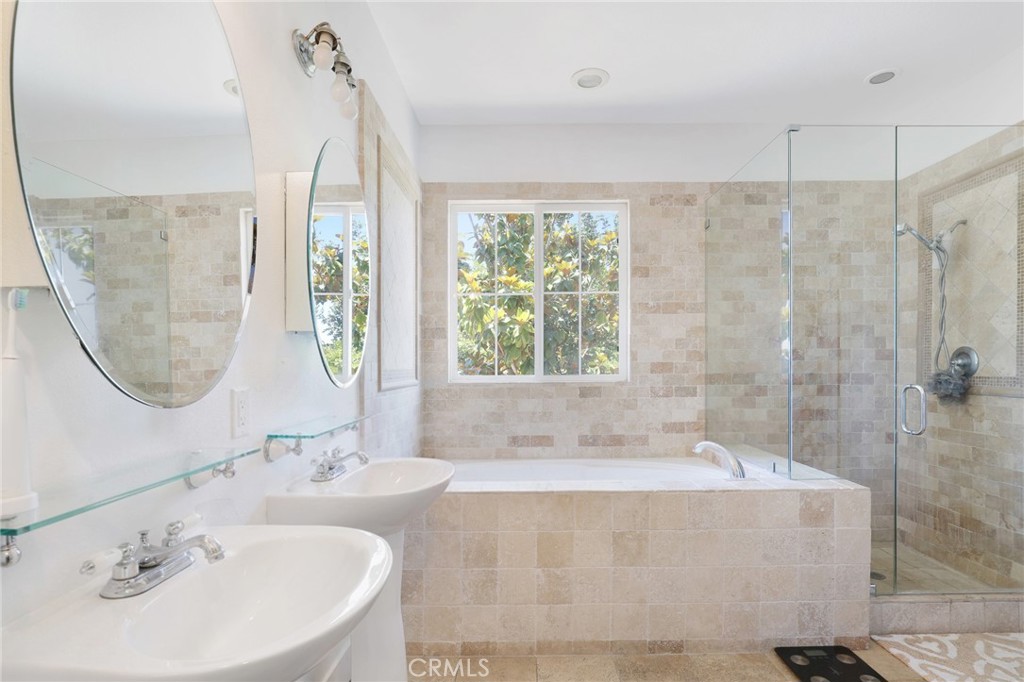 15 Langford Ln