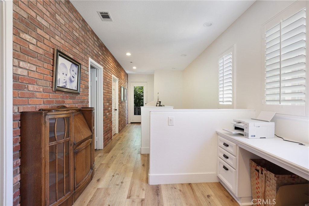 15 Langford Ln