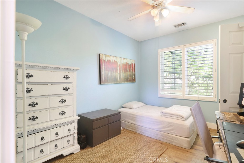 15 Langford Ln