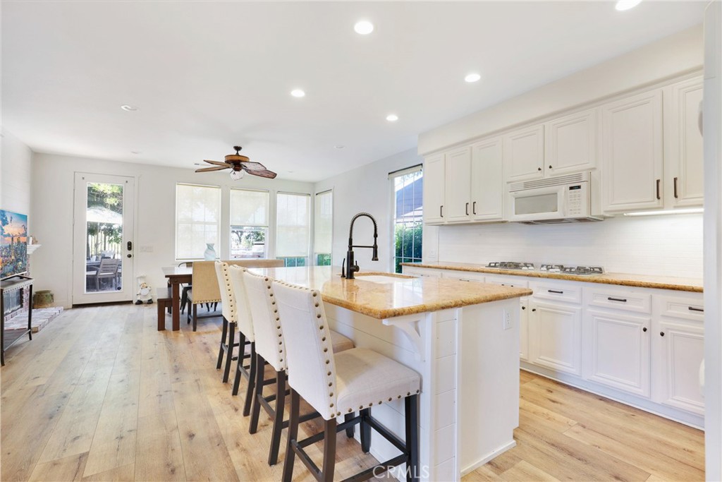 15 Langford Ln