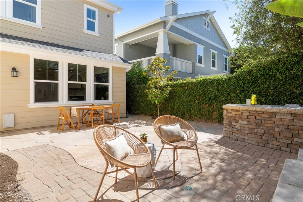 11 Patina Lane